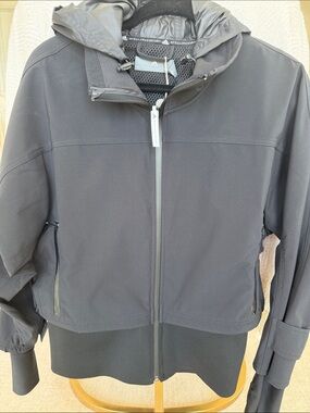 Stella McCartney Black Hooded Windbreaker Jacket with Rib Hem